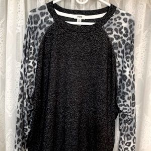 NWT Victoria's Secret Super soft shirt